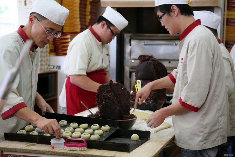Kitchen Helper Jobs in Italy 2026 – Restaurants & Hotels Hiring Now