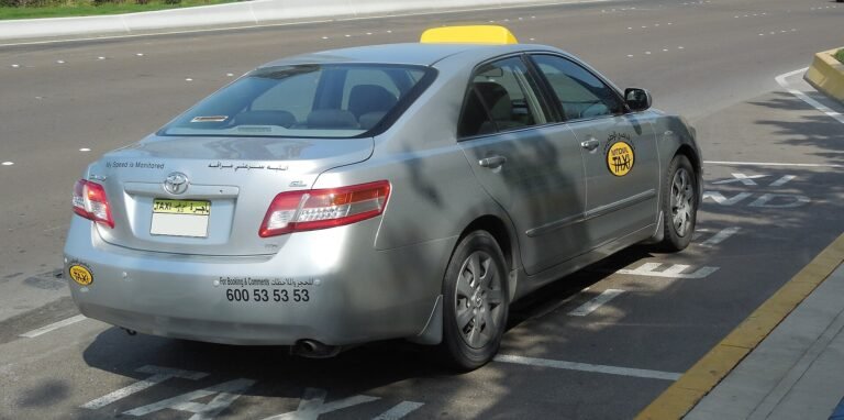 Taxi Driver Jobs in UAE for Freshers 2026 (No Experience Required) – Free Visa + AED 2,500–4,000 Salary