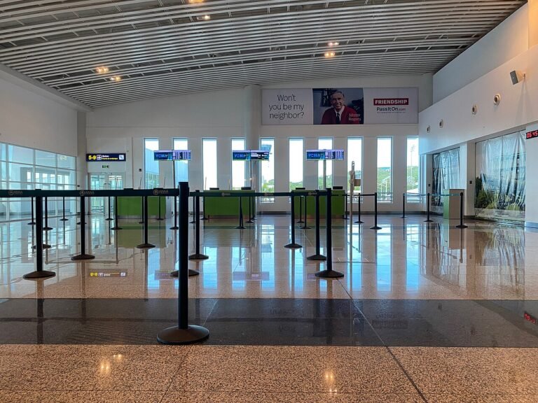 Airport Jobs in Antigua and Barbuda – Everything You Need to Know Before Applying